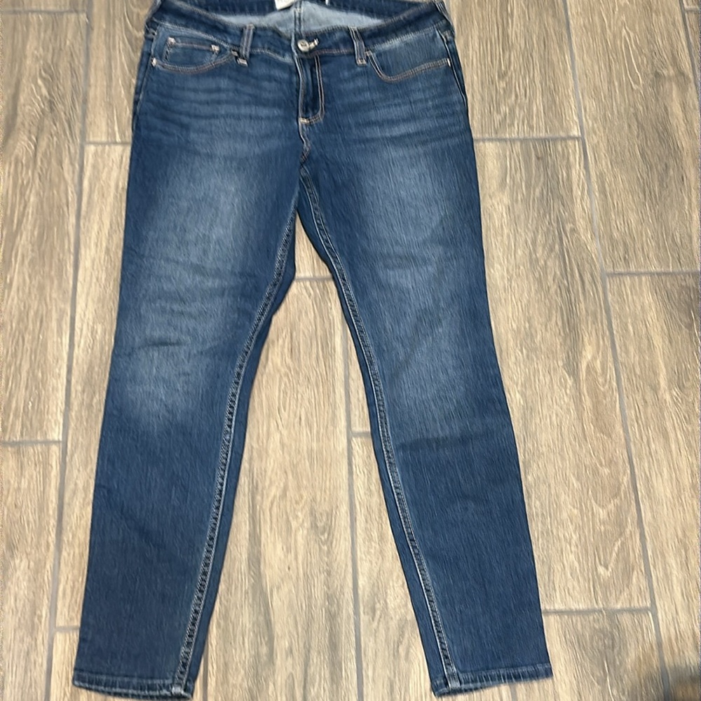 Hollister Women's Curvy Skinny Blue Jeans size 29S. Low Rise. - Picture 2 of 6